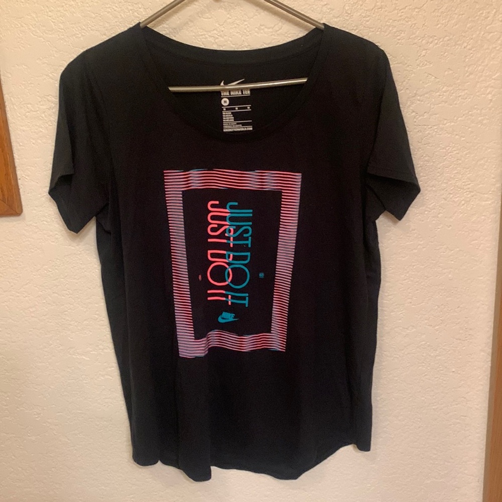 “Just Do It” Nike sport shirt size medium
